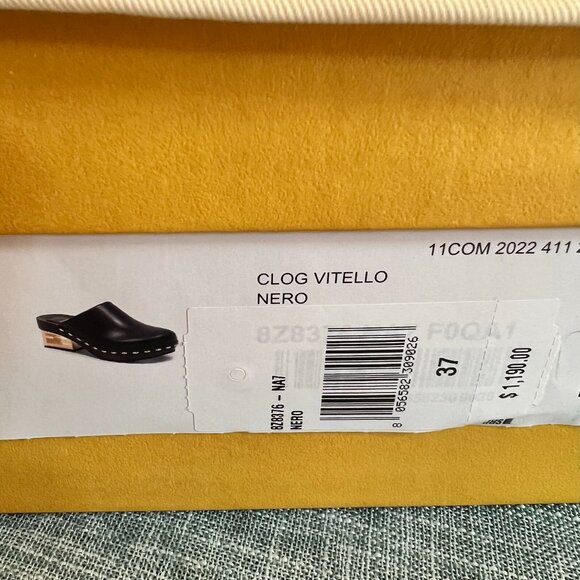 Gorgeous Fendi Black Leather Clog with Gold Studs & Hell - Picture 5 of 5